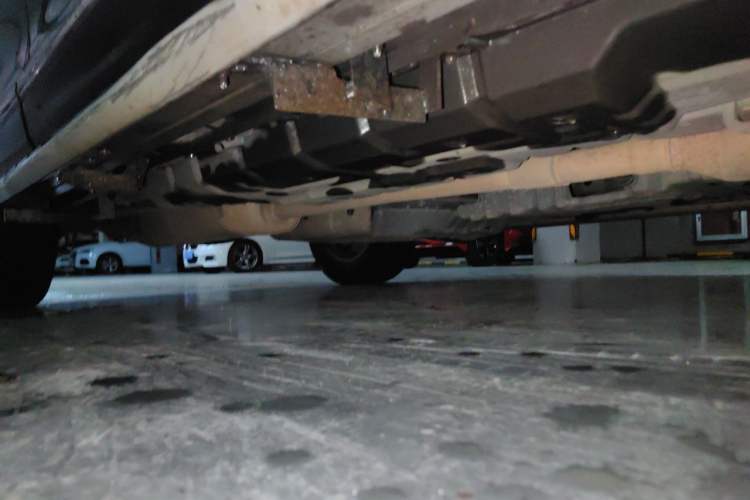 Used Toyota Highlander 2013 2.7L Two-Wheel Drive 5-Seater Purple Gold Edition Chassis Front Right