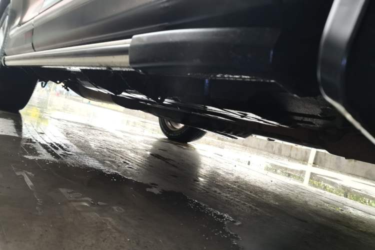 Used Toyota Highlander 2013 2.7L Two-Wheel Drive 7-Seater Zijin Edition Chassis Front Right