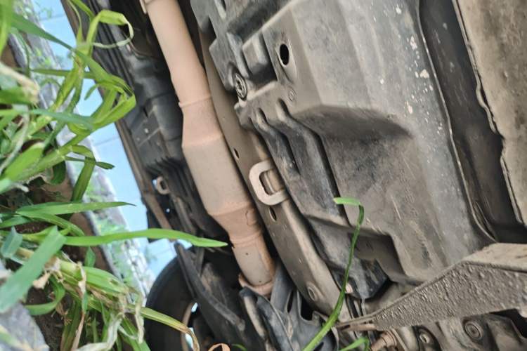 Used Toyota Highlander 2013 2.7L Two-Wheel Drive 5-Seater Purple Gold Edition Chassis Front Right