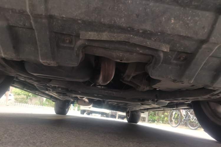 Used Toyota Highlander 2013 2.7L Two-Wheel Drive 7-Seater Zijin Edition Chassis Front