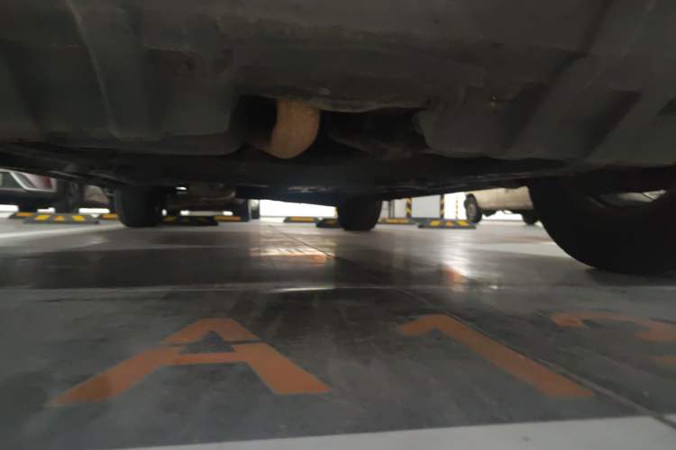 Used Toyota Highlander 2013 2.7L Two-Wheel Drive 5-Seater Purple Gold Edition Chassis Front