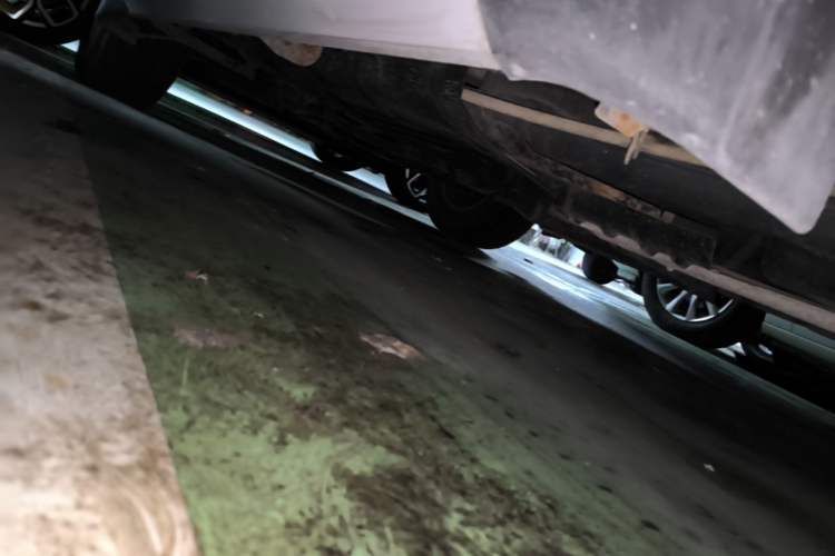 Used Toyota Highlander 2013 2.7L Two-Wheel Drive 5-Seater Purple Gold Edition Chassis Rear Left