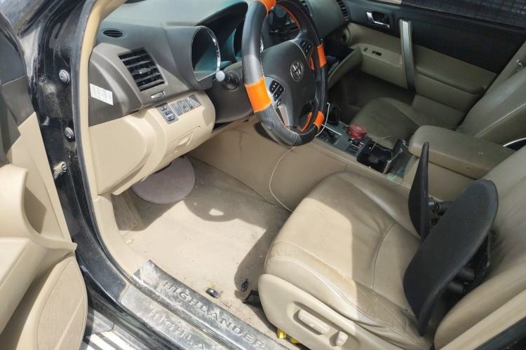 Used Toyota Highlander 2013 2.7L Two-Wheel Drive 7-Seater Zijin Edition Driver Seat