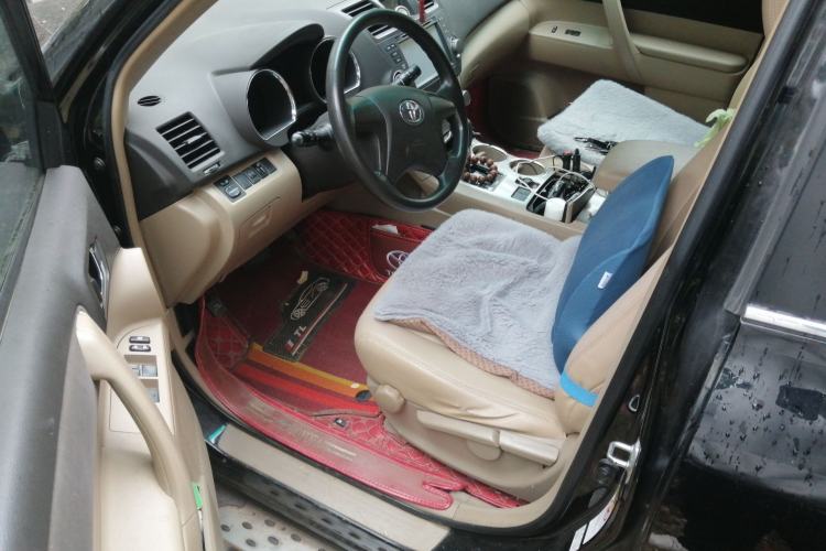 Used Toyota Highlander 2013 2.7L Two-Wheel Drive 5-Seater Purple Gold Edition Driver Seat