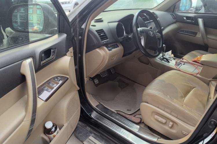 Used Toyota Highlander 2013 2.7L Two-Wheel Drive 7-Seater Zijin Edition Driver Seat