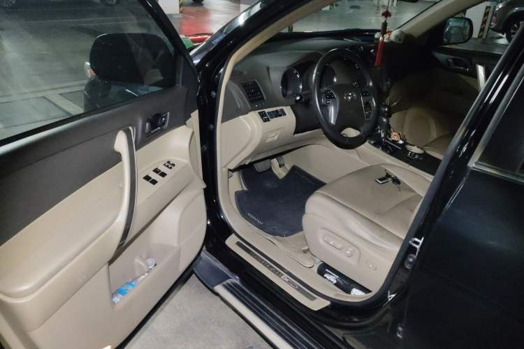 Used Toyota Highlander 2013 2.7L Two-Wheel Drive 7-Seater Zijin Edition Driver Seat