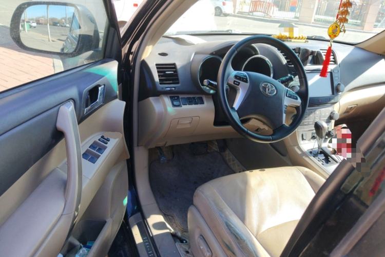 Used Toyota Highlander 2013 2.7L Two-Wheel Drive 7-Seater Zijin Edition Driver Seat