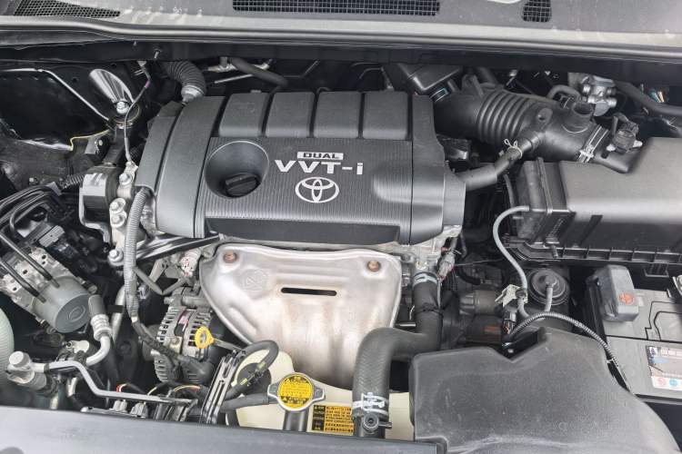 Used Toyota Highlander 2013 2.7L Two-Wheel Drive 7-Seater Zijin Edition Engine Bay