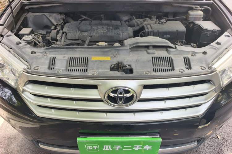 Used Toyota Highlander 2013 2.7L Two-Wheel Drive 7-Seater Zijin Edition Engine Bay