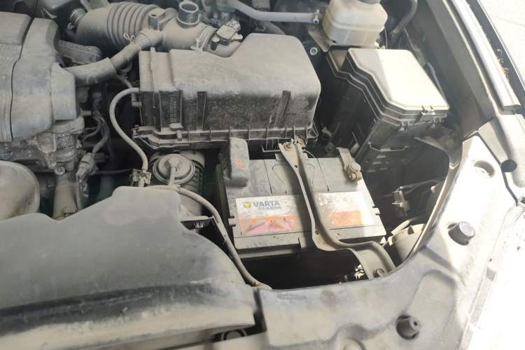 Used Toyota Highlander 2013 2.7L Two-Wheel Drive 7-Seater Zijin Edition Engine Bay Left