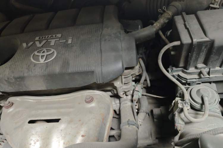 Used Toyota Highlander 2013 2.7L Two-Wheel Drive 5-Seater Purple Gold Edition Engine Bay Left