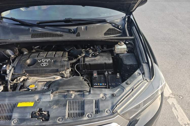 Used Toyota Highlander 2013 2.7L Two-Wheel Drive 7-Seater Zijin Edition Engine Bay Left