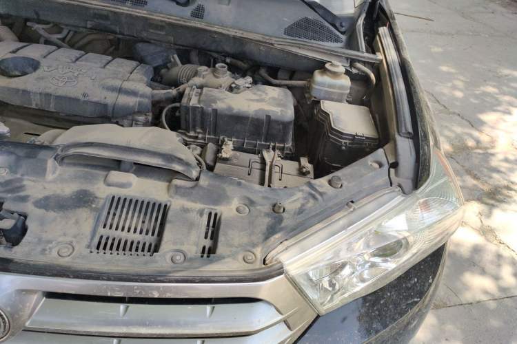 Used Toyota Highlander 2013 2.7L Two-Wheel Drive 7-Seater Zijin Edition Engine Bay Left
