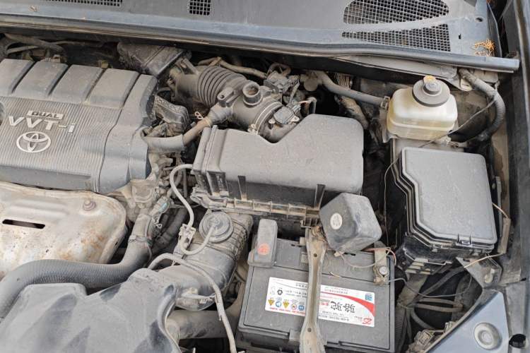 Used Toyota Highlander 2013 2.7L Two-Wheel Drive 5-Seater Purple Gold Edition Engine Bay Left