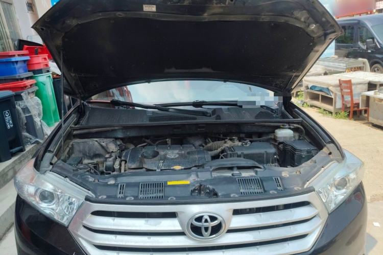 Used Toyota Highlander 2013 2.7L Two-Wheel Drive 7-Seater Zijin Edition Engine Bay