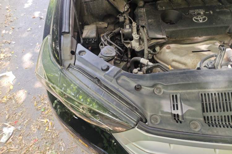 Used Toyota Highlander 2013 2.7L Two-Wheel Drive 7-Seater Zijin Edition Engine Bay Right