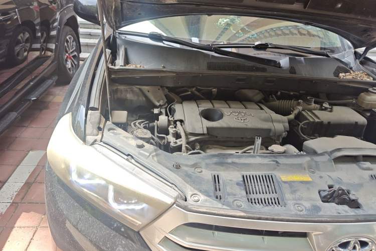 Used Toyota Highlander 2013 2.7L Two-Wheel Drive 7-Seater Zijin Edition Engine Bay Right