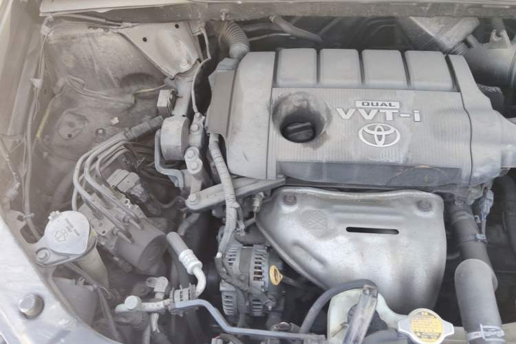 Used Toyota Highlander 2013 2.7L Two-Wheel Drive 5-Seater Purple Gold Edition Engine Bay Right