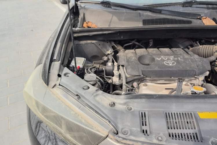Used Toyota Highlander 2013 2.7L Two-Wheel Drive 7-Seater Zijin Edition Engine Bay Right
