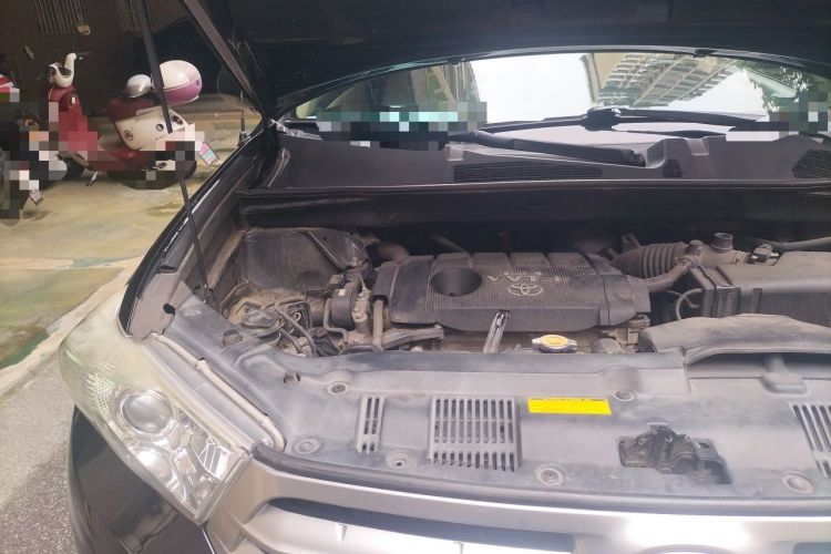 Used Toyota Highlander 2013 2.7L Two-Wheel Drive 5-Seater Purple Gold Edition Engine Bay Right
