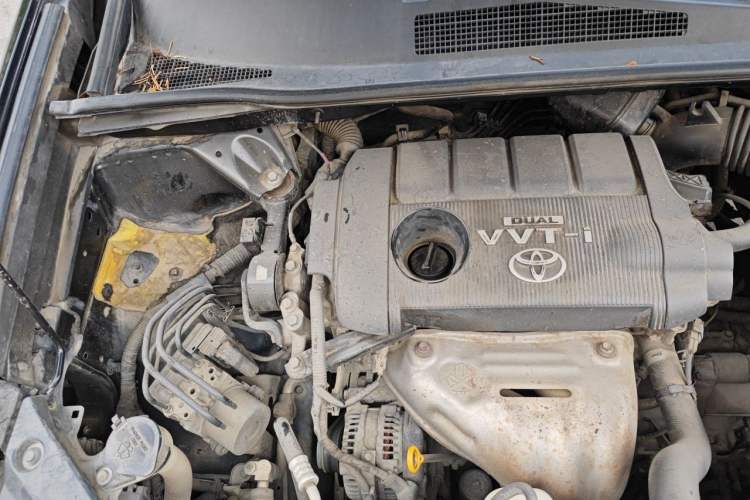 Used Toyota Highlander 2013 2.7L Two-Wheel Drive 5-Seater Purple Gold Edition Engine Bay Right