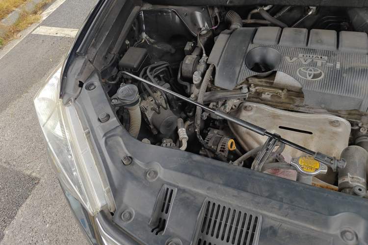 Used Toyota Highlander 2013 2.7L Two-Wheel Drive 7-Seater Zijin Edition Engine Bay Right