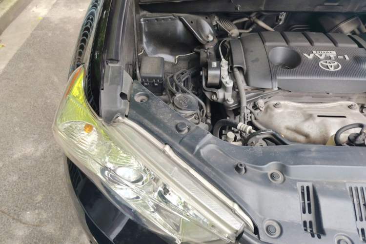 Used Toyota Highlander 2013 2.7L Two-Wheel Drive 7-Seater Zijin Edition Engine Bay Right