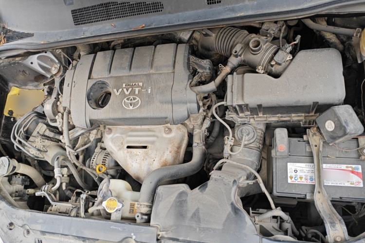 Used Toyota Highlander 2013 2.7L Two-Wheel Drive 5-Seater Purple Gold Edition Engine Bay