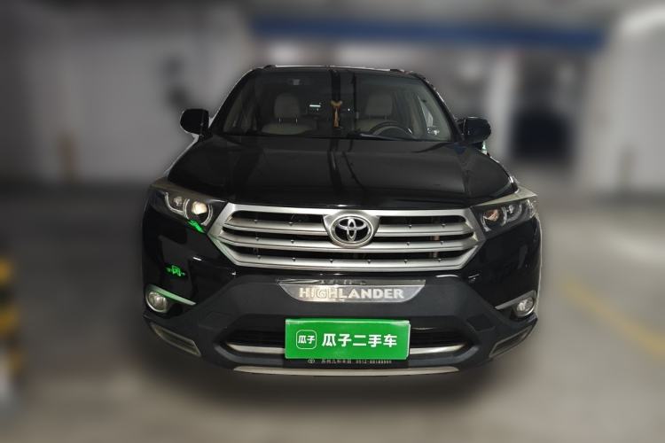 Used Toyota Highlander 2013 2.7L Two-Wheel Drive 5-Seater Purple Gold Edition Front
