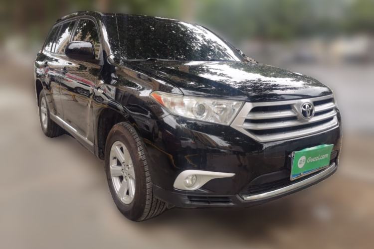 Used Toyota Highlander 2013 2.7L Two-Wheel Drive 5-Seater Purple Gold Edition Front Right 45 Deg