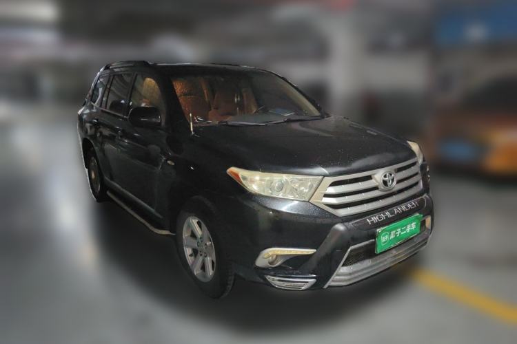 Used Toyota Highlander 2013 2.7L Two-Wheel Drive 5-Seater Purple Gold Edition Front Right 45 Deg