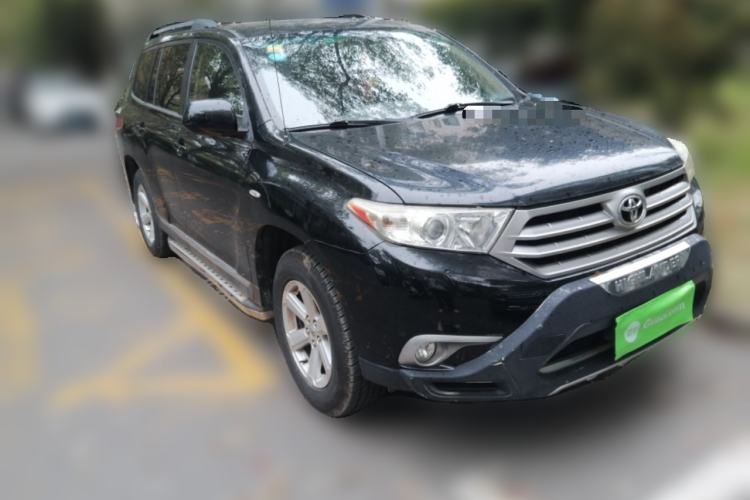 Used Toyota Highlander 2013 2.7L Two-Wheel Drive 5-Seater Purple Gold Edition Front Right 45 Deg