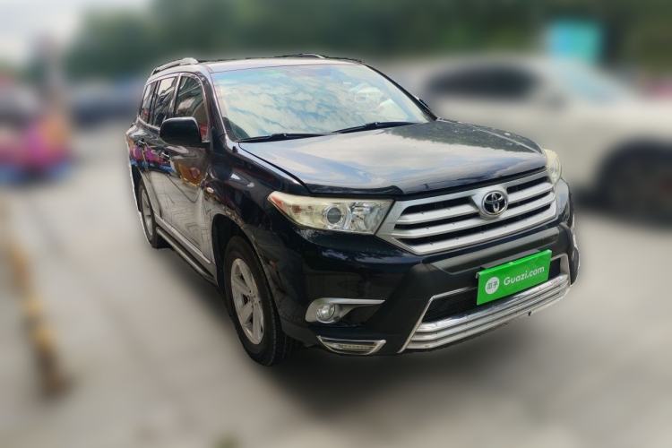 Used Toyota Highlander 2013 2.7L Two-Wheel Drive 5-Seater Purple Gold Edition Front Right 45 Deg