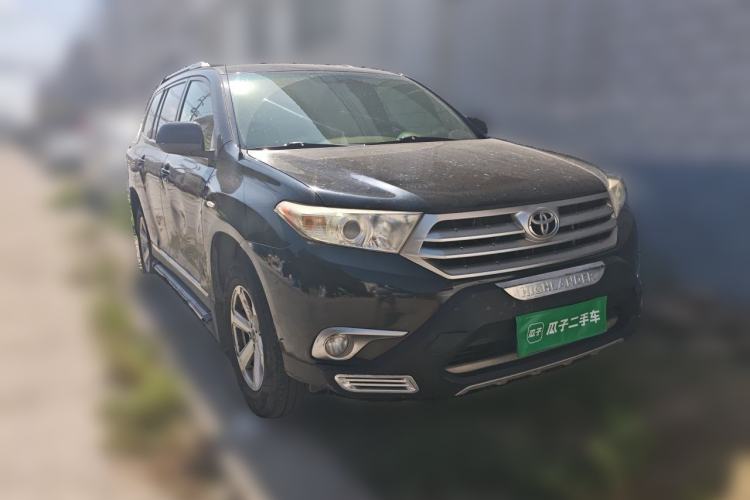 Used Toyota Highlander 2013 2.7L Two-Wheel Drive 5-Seater Purple Gold Edition Front Right 45 Deg