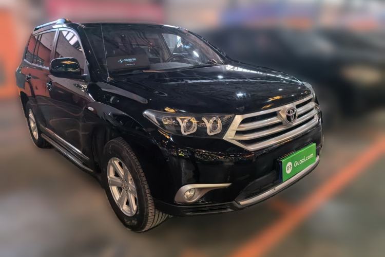 Used Toyota Highlander 2013 2.7L Two-Wheel Drive 5-Seater Purple Gold Edition Front Right 45 Deg