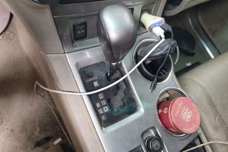 Used Toyota Highlander 2013 2.7L Two-Wheel Drive 7-Seater Zijin Edition Gear Lever
