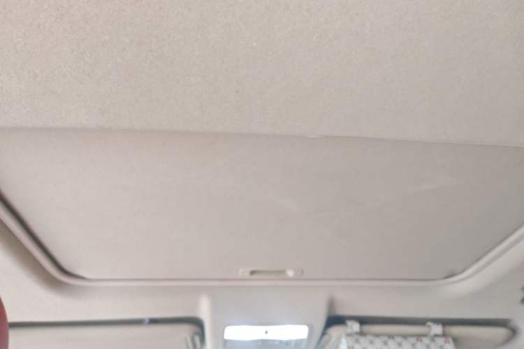 Used Toyota Highlander 2013 2.7L Two-Wheel Drive 7-Seater Zijin Edition Headliner