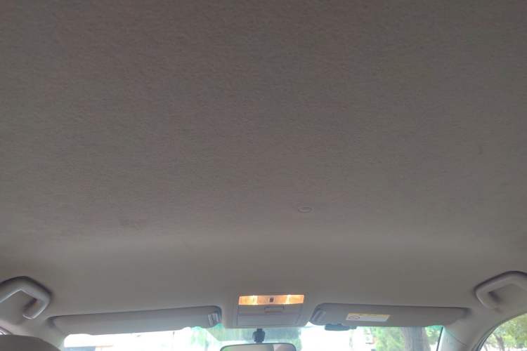 Used Toyota Highlander 2013 2.7L Two-Wheel Drive 5-Seater Purple Gold Edition Headliner