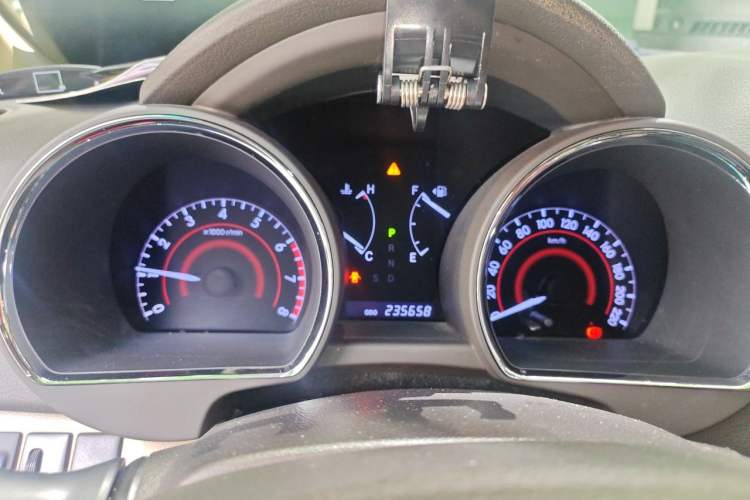 Used Toyota Highlander 2013 2.7L Two-Wheel Drive 7-Seater Zijin Edition Instrument Cluster