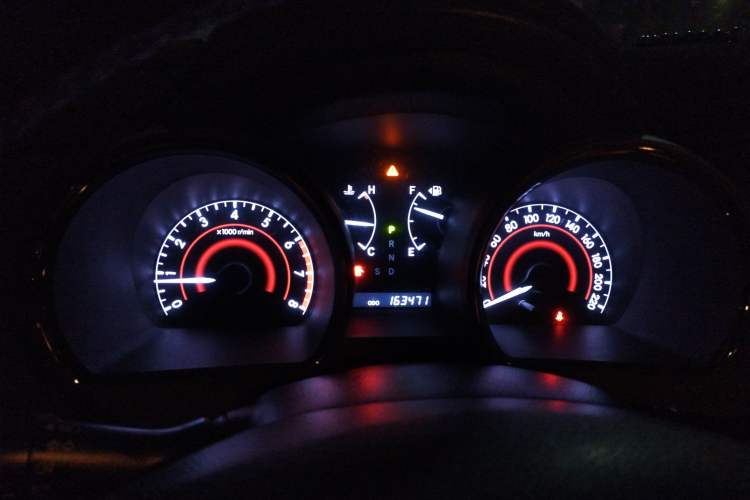 Used Toyota Highlander 2013 2.7L Two-Wheel Drive 7-Seater Zijin Edition Instrument Cluster