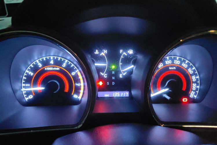 Used Toyota Highlander 2013 2.7L Two-Wheel Drive 5-Seater Purple Gold Edition Instrument Cluster