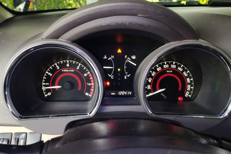 Used Toyota Highlander 2013 2.7L Two-Wheel Drive 7-Seater Zijin Edition Instrument Cluster