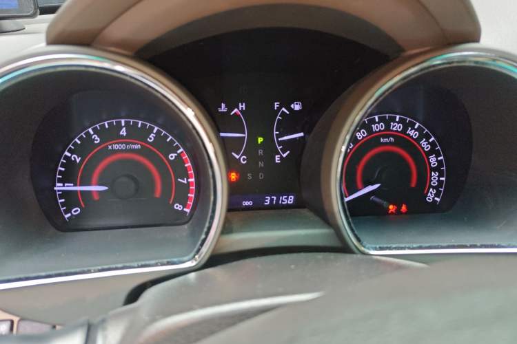 Used Toyota Highlander 2013 2.7L Two-Wheel Drive 5-Seater Purple Gold Edition Instrument Cluster