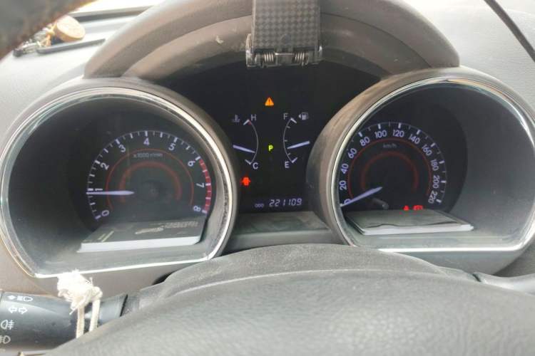 Used Toyota Highlander 2013 2.7L Two-Wheel Drive 7-Seater Zijin Edition Instrument Cluster
