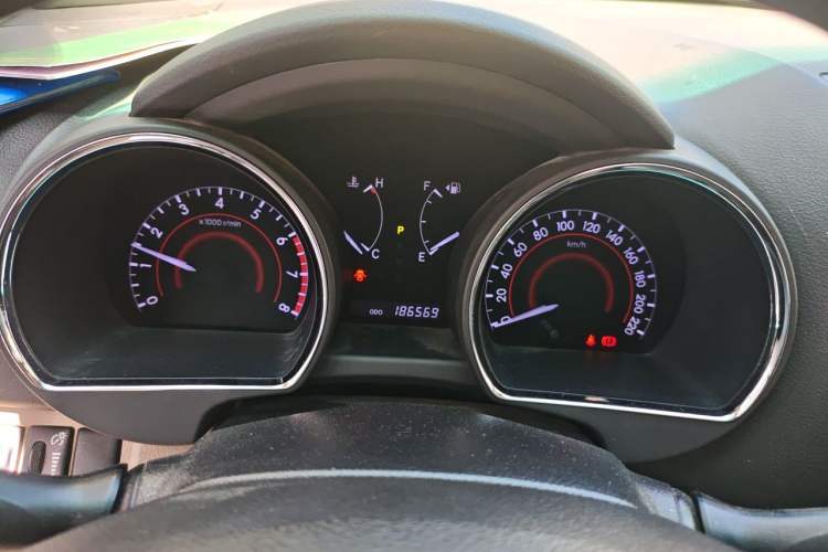 Used Toyota Highlander 2013 2.7L Two-Wheel Drive 5-Seater Purple Gold Edition Instrument Cluster