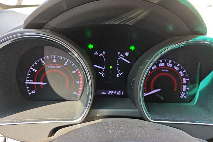 Used Toyota Highlander 2013 2.7L Two-Wheel Drive 7-Seater Zijin Edition Instrument Cluster