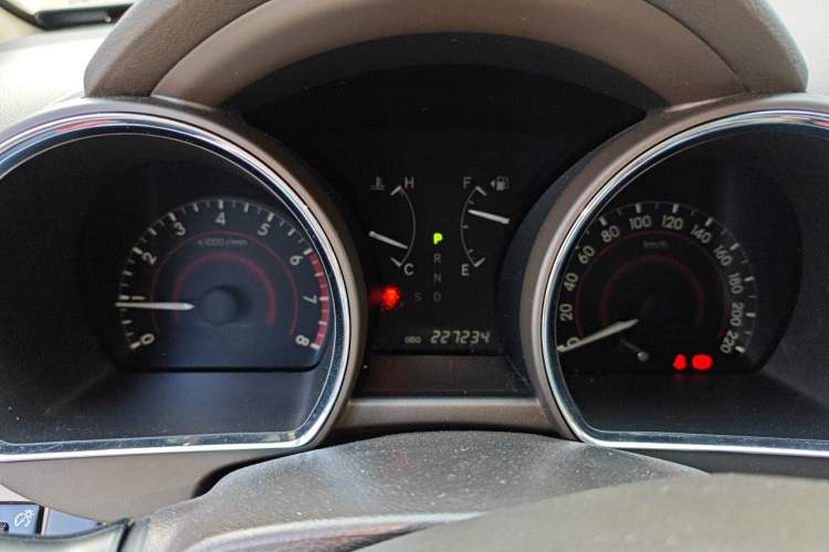 Used Toyota Highlander 2013 2.7L Two-Wheel Drive 5-Seater Purple Gold Edition Instrument Cluster