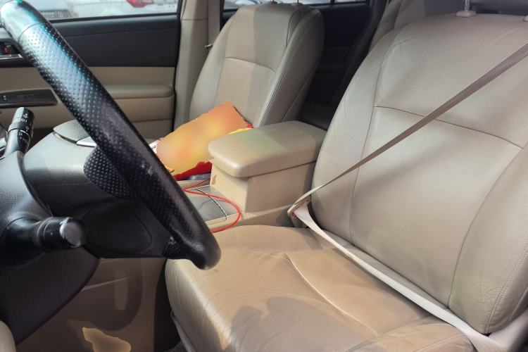 Used Toyota Highlander 2013 2.7L Two-Wheel Drive 7-Seater Zijin Edition Left Front Seat