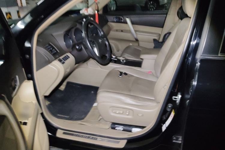 Used Toyota Highlander 2013 2.7L Two-Wheel Drive 7-Seater Zijin Edition Left Front Seat