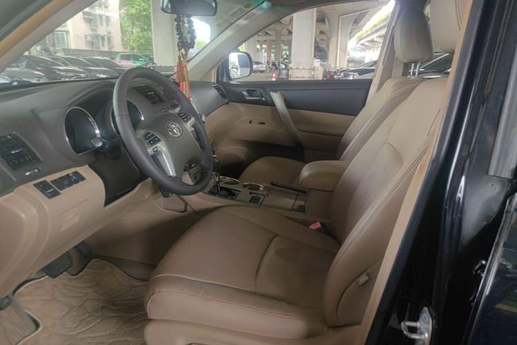 Used Toyota Highlander 2013 2.7L Two-Wheel Drive 7-Seater Zijin Edition Left Front Seat
